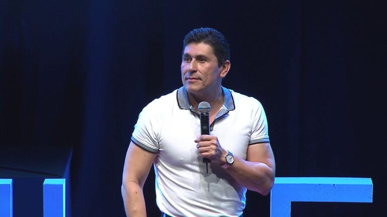 Lorenzo, el novio de Marta Lozano, revela su edad de forma impactante